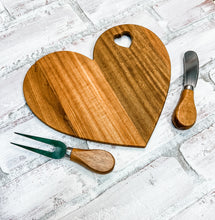 Load image into Gallery viewer, Personalized Wood Valentine Heart Cheese Board Set