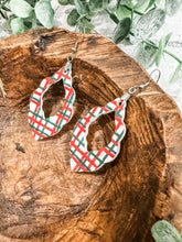 Load image into Gallery viewer, White Christmas Plaid Wood Scalloped Teardrop Earrings