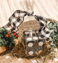 Load image into Gallery viewer, Christmas Pass the Present Dice Game - Gift - Party Gift Exchange Activity
