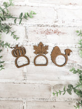 Load image into Gallery viewer, Thanksgiving Napkin Rings - Table Decor