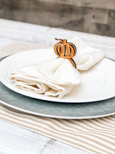 Load image into Gallery viewer, Thanksgiving Napkin Rings - Table Decor