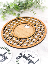 Load image into Gallery viewer, Interchangeable Rattan Leaning Sign - Thankful - Grateful - Blessed