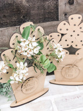 Load image into Gallery viewer, Flower Picking Display for Kids - Mother’s Day Gift
