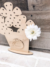 Load image into Gallery viewer, Flower Picking Display for Kids - Mother’s Day Gift