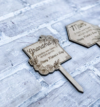 Load image into Gallery viewer, Mother's Day Plant Pick - Gift