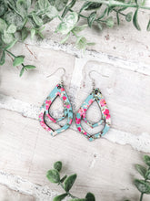 Load image into Gallery viewer, Cherry Blossom Floral Earrings