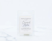 Load image into Gallery viewer, Caramel Apples - Smith &amp; Co. Candles 3 oz. Soy Wax Melt
