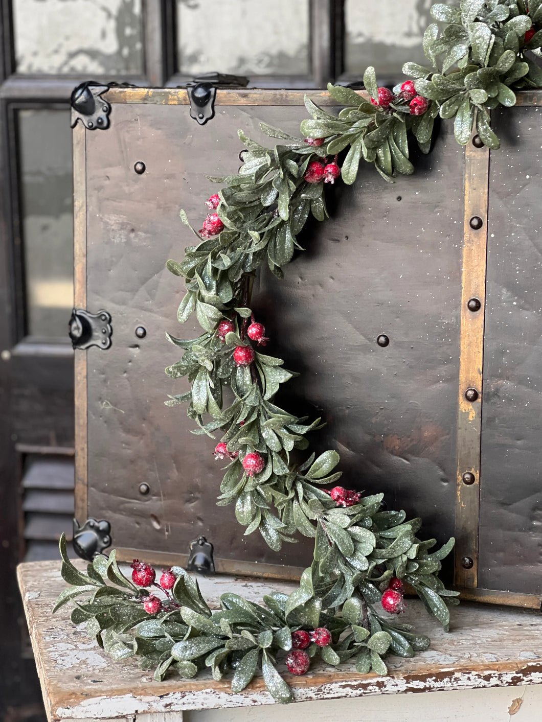 Crystalline Mistleberry Garland - Christmas Greenery - Winter Decor