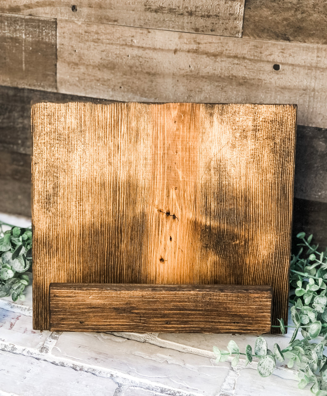 Rustic Farmhouse Kitchen Adjustable Cookbook Stand Display