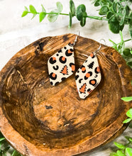 Load image into Gallery viewer, Christmas Tree Leopard Acrylic Teardrop Earrings

