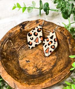Christmas Tree Leopard Acrylic Teardrop Earrings